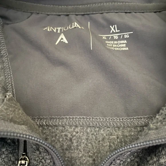 Antigua University of Tennessee Charcoal and Black Fleece Pullover - Picture 2 of 3